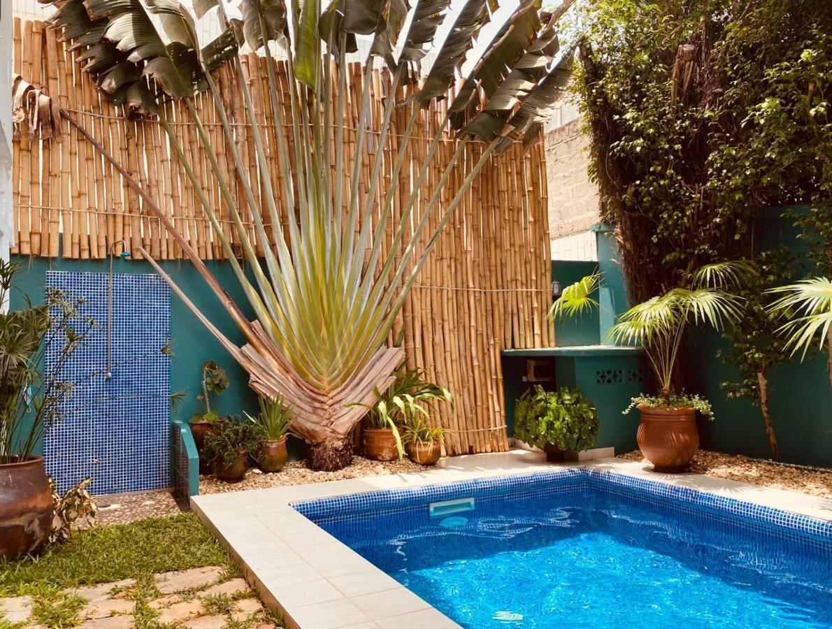 L'Oasis Guesthouse Cotonou Exterior foto